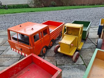 Staré drevené hračky - 7