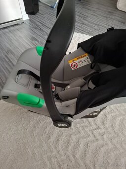 Ponukam autosedačku..vajičko - 7