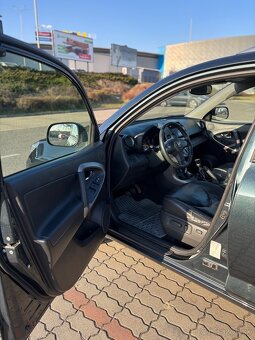 Toyota RAV4 2.2 D-4D 130kw - 7