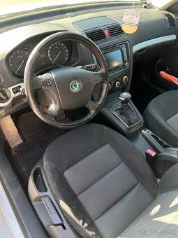 Škoda Octavia - 7