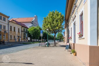 ZNÍŽENÁ CENA na objekt pre podnikanie v centre Kažmarku - 7