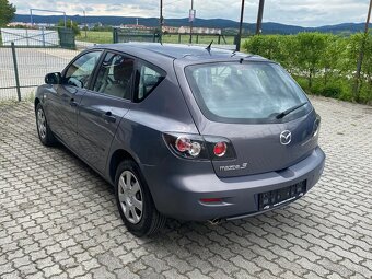 MAZDA 3 - 7