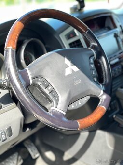 Mitsubishi Pajero 3.2 - 7