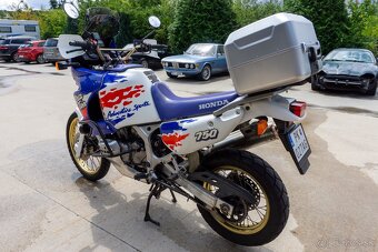 Honda Africa Twin XRV 750 - 7
