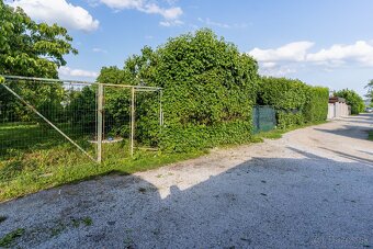 Predaj - slnečná záhrada 399 m2, Seňa - Ke okolie - 7