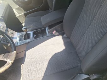 VW PASSAT 2.0 TDI 103 KW KLÍMA ŤAŽNÉ - 7