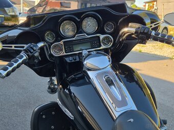 Harley-Davidson Electra glide Ultra Limited - 7