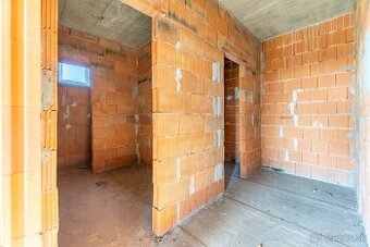 PREDAJ: POLYFUNKČNÁ NOVOSTAVBA VO ZVONČÍNE - 7