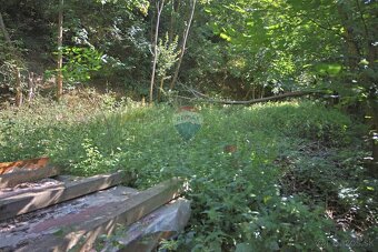 Na predaj pozemok pri rybníku Veterník v Kremnici - 7