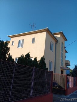 Predám 1/2 podiel domu v strede Trenčína - 7