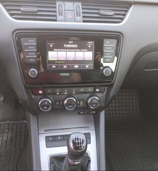 Škoda Octavia 3 combi 2015 2.0 liter 110kw - 7