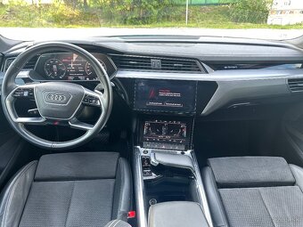 Audi e-tron 50 quattro S-line - 7