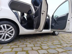 Volkswagen Golf VI 1.6TDI, 105PS, LED dynamic smerovky - 7