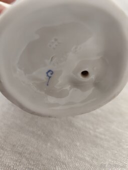 Passau žena nemecko porcelánová soška - 7