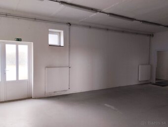 Samostatný oplotený objekt 2100 m2 Devínska Nová Ves - 7