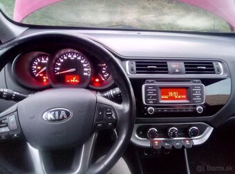Kia Rio - 7