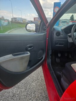Renault Clio 3 - 7