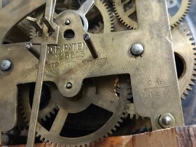 Predám funkčné starožitné mlynárské hodiny Schenkler & Kienz - 7
