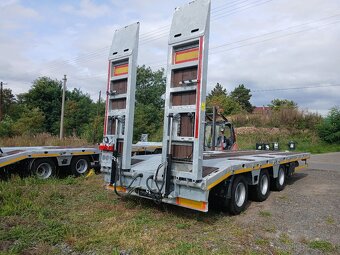 Príves na bager JCB TEREX ZETOR VOLVO CAT - 7