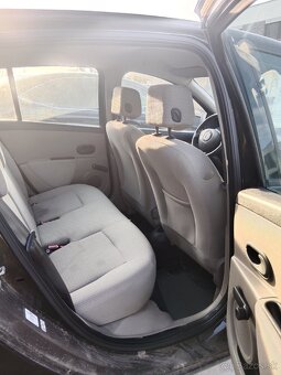 RenaulnClio 1.4 16v - 7