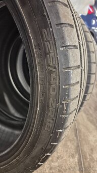 Nokian 225/40R18 - 7