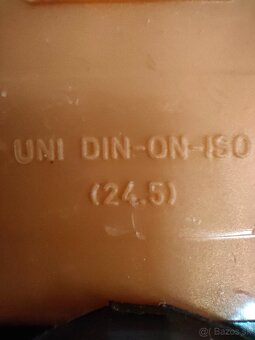 Predám lyže, lyžiarky, palice, korčule, detské lyže, junior - 7