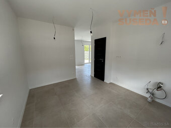 VYMEŇ SUSEDA - Nadštandartný 3 izbový byt so záhradou v Dun - 7