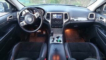 Jeep Grand Cherokee 3.0 - 7