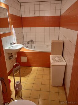 Prenájom dvojizbového bytu KNM - 7