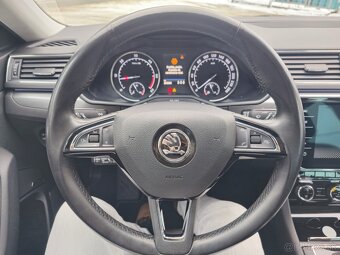 Škoda superb 3 2.0 tdi 140kw panorama - 7