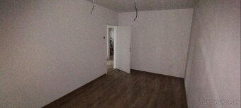 RD 4i Trenčianske Jastrabie - pozemok 670 - 7