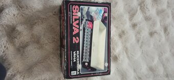 Starožitnosti -vazy,knihy, fotoaparát - 7