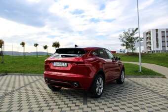 Jaguar E-Pace 2.0 184kW Benzín R-Dynamic AWD A/T,SK vozidlo - 7