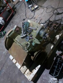 Skoda 30 náhradné diely - 7