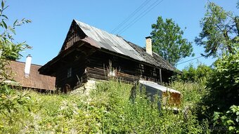 Predaj pozemok s drevenicou o rozlohe 585m2 v obci Lutiše - 7