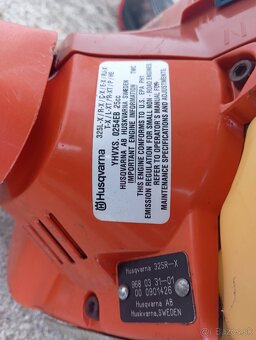 Krovinorez Husqvarna - 7