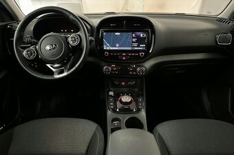 Kia Soul electric 64kWh 3f/TČ, +DPH, záruka - 7