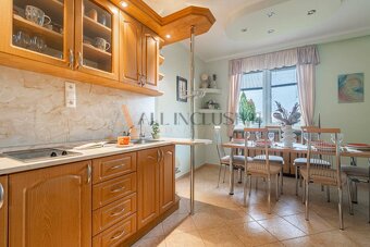 ALL INCLUSIVE l NA PREDAJ 3 PODLAŽNÝ RADOVÝ DOM, DUNAJSKÁ ST - 7