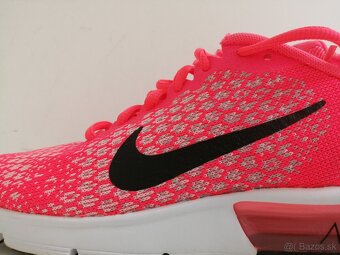 NIKE AIR MAX - 7