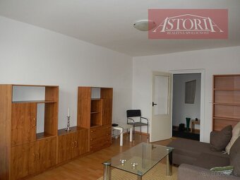 3-izbový tehlový byt - Martin - centrum - kompletná rekonštr - 7