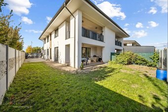 Trojizbový byt s rozľahlou dispozíciou vo Veľkých Uľanoch na - 7