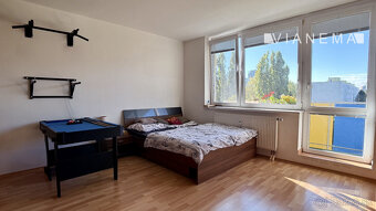 IBA U NÁS Svetlý 4i byt s terasou a loggiami v Ružinove - 7