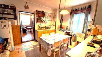 MALÁ HRADNÁ - starší domček / pekná záhrada - 7