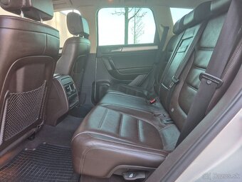 Volkswagen Touareg II 3.0 TDI V6 - 7