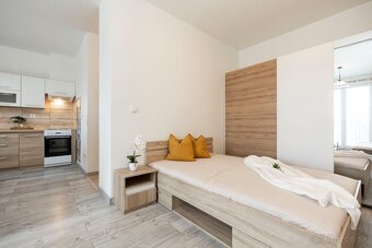 2-izbový byt prezlečený za garsónku - bytový dom Darinka - 7