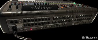 Behringer X32 + Thon case - 7