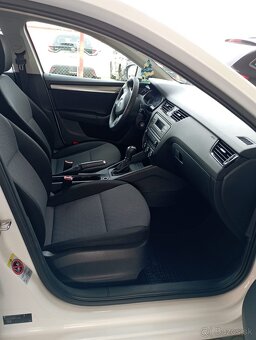Octavia 1.6 TDI Active DSG - 7
