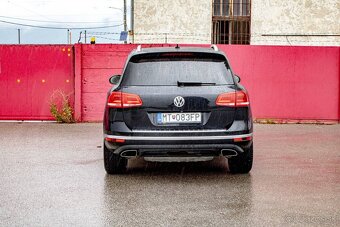 Volkswagen Touareg II 3.0 V6 TDI Terrain Tech BMT Premium 4X - 7