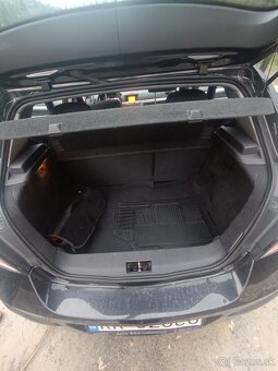 Opel Astra 1.9. - 7