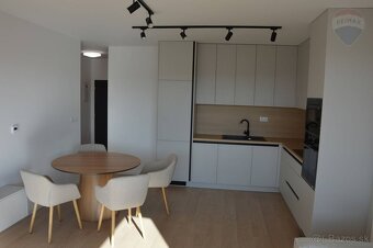 Prenájom 2 izbový byt novostavba Nitra centrum - 7